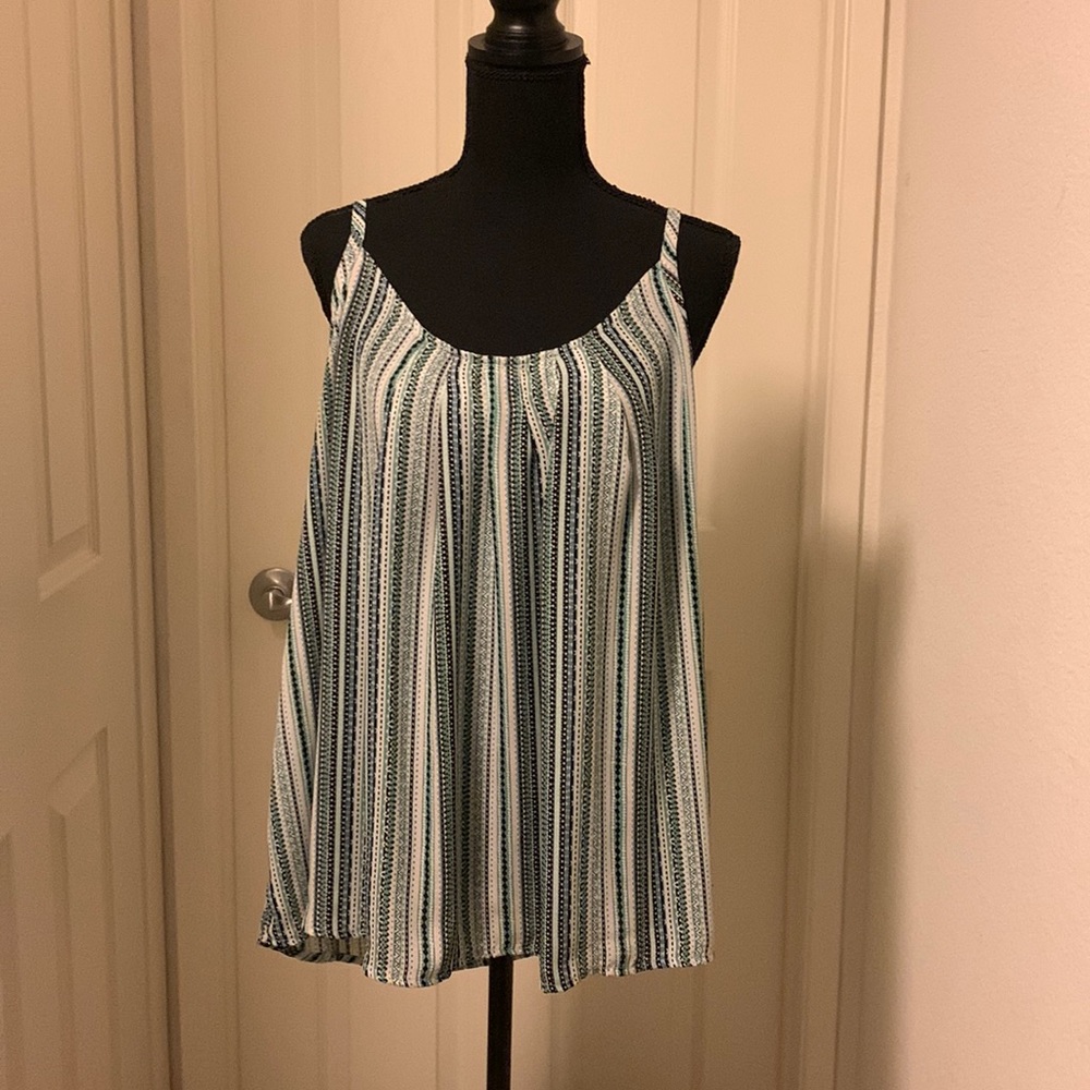 Torrid Patterned Blouse Tank - Size 1 / 1X